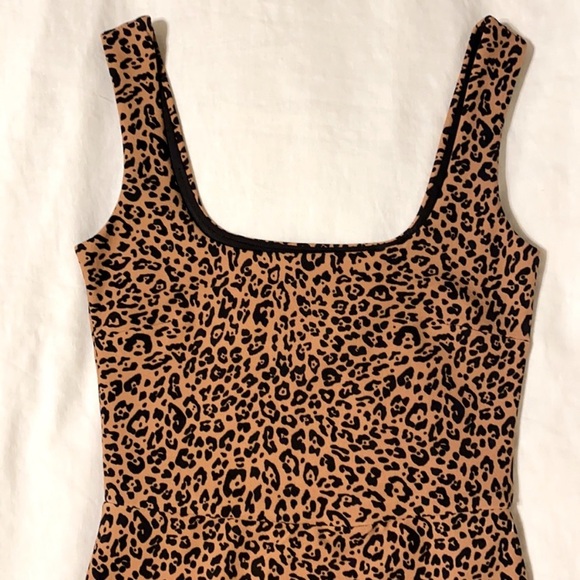 H&M Leopard Print Bodycon Mini Dress - Picture 3 of 6